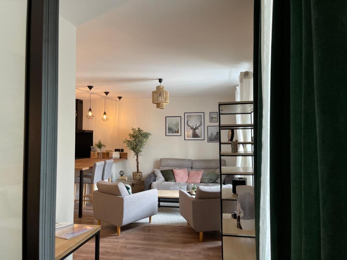 Appartement Tout Confort Haut De Gamme En Plein Centre Ville Жерарме Экстерьер фото